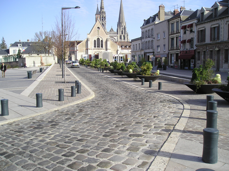 Pavés de grès anciens Ile de France - Place du Général De Gaulle - Chartres 28